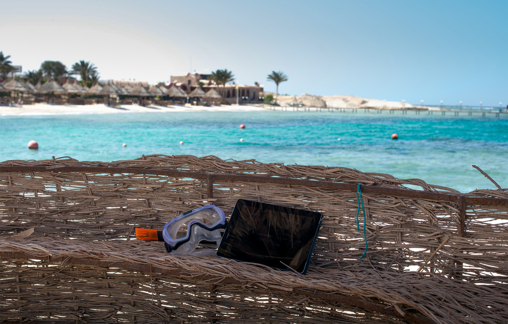 Experience, Co-Creation and Technology:    Issues, Challenges and Trends for Technology Enhanced Tourism Experiences