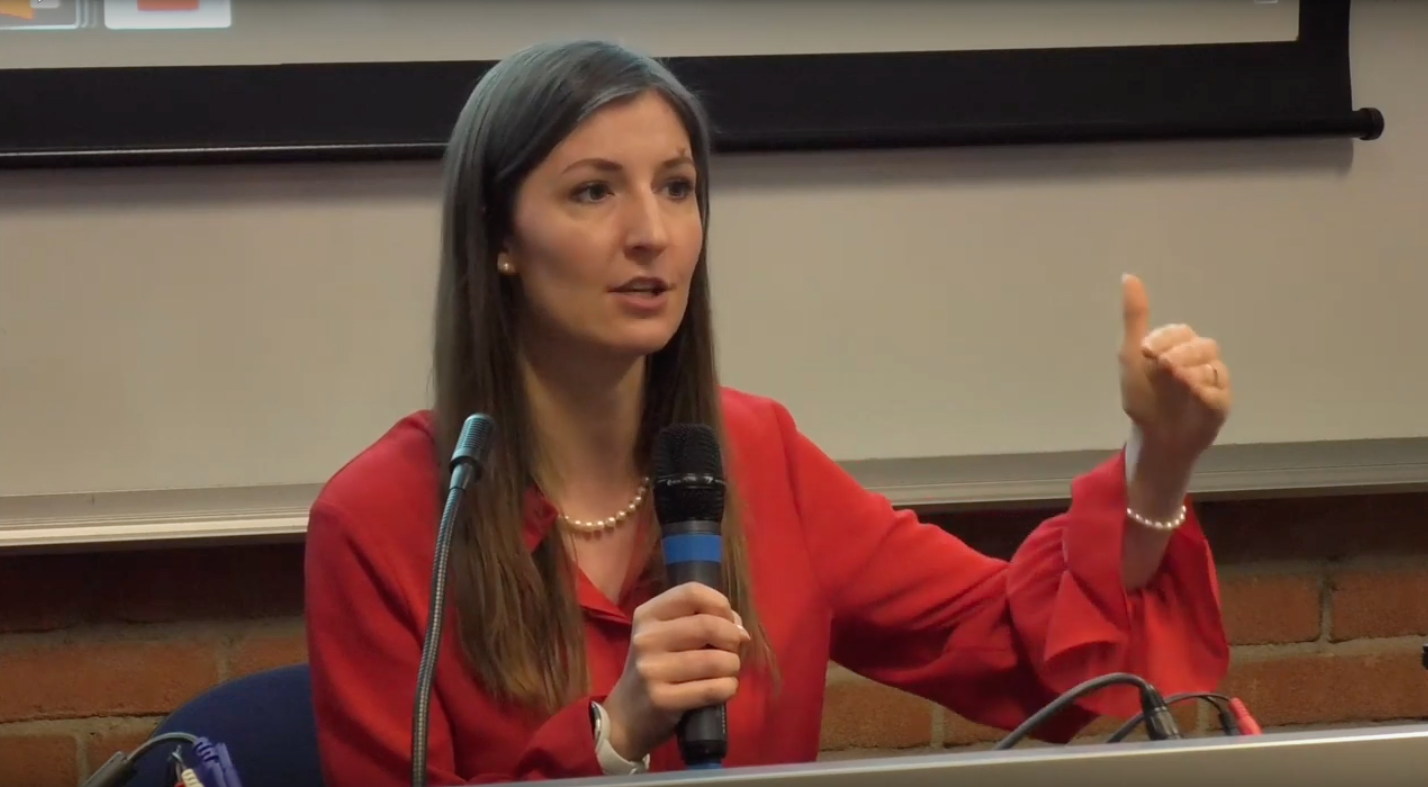 FH-Prof. Dr. Barbara Neuhofer speaks at IULM University Milano Expert Seminar Series on Digital Experience Design